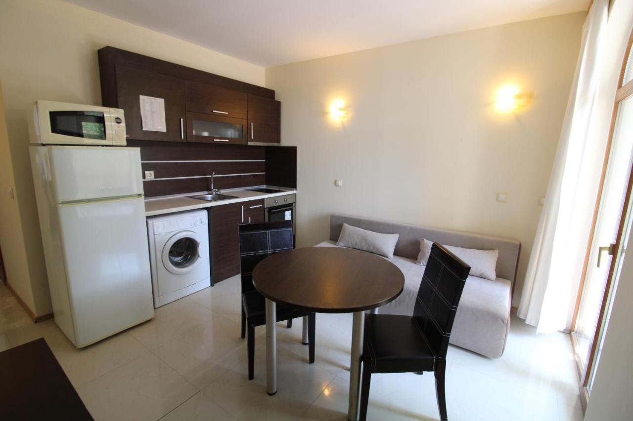 Menada Green Hills Apartments Sozopol Eksteriør bilde