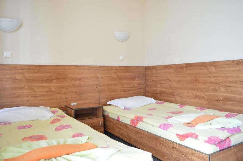 Menada Green Hills Apartments Sozopol Eksteriør bilde