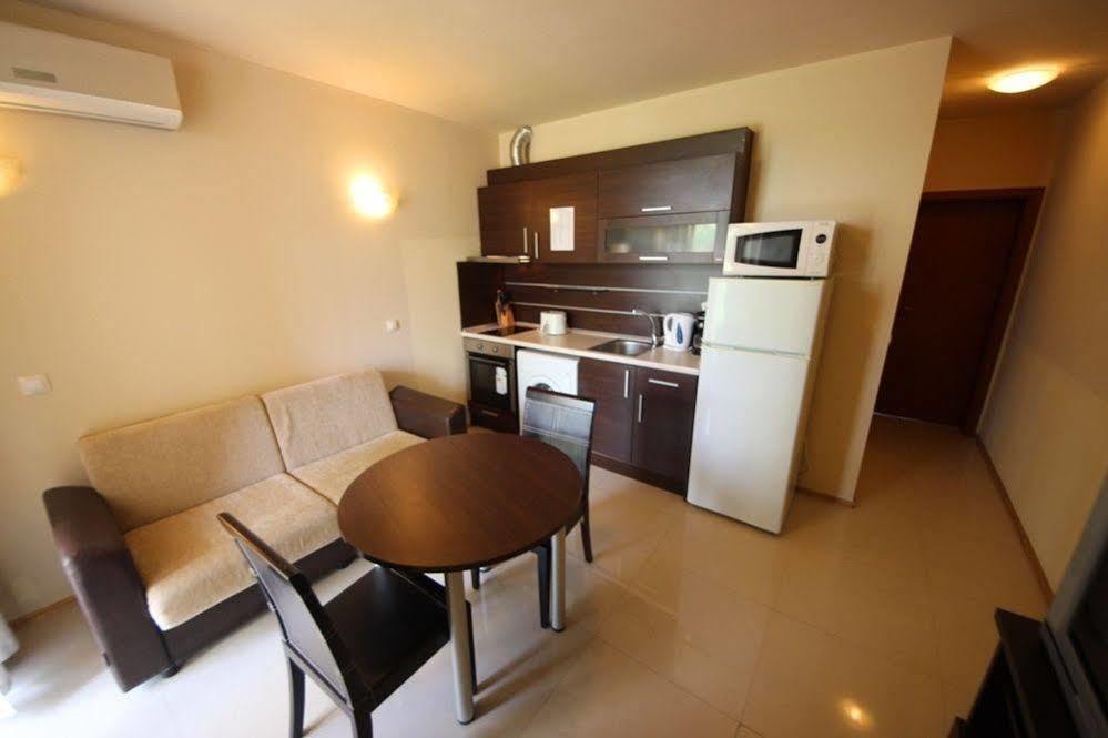 Menada Green Hills Apartments Sozopol Eksteriør bilde