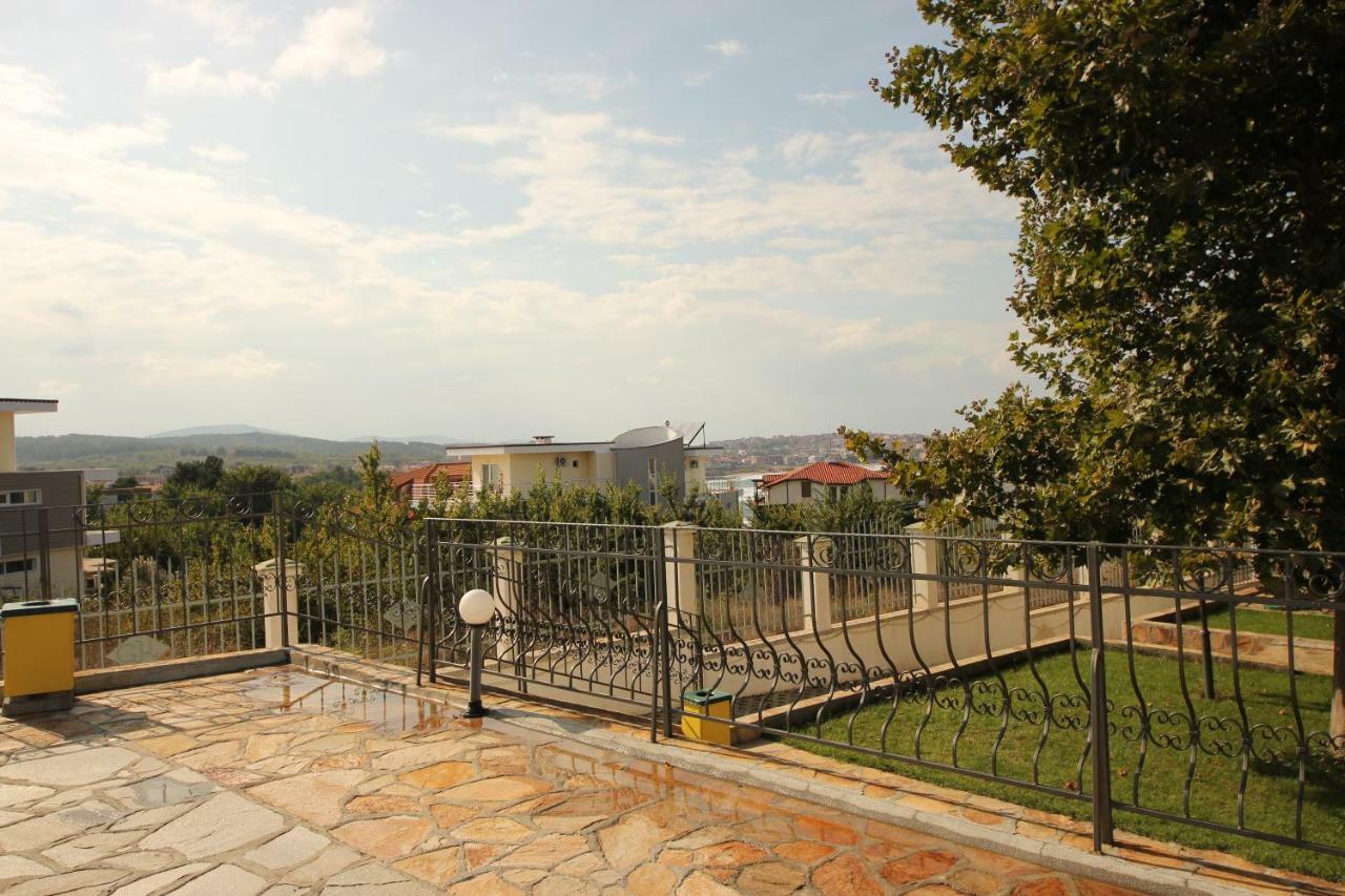 Menada Green Hills Apartments Sozopol Eksteriør bilde